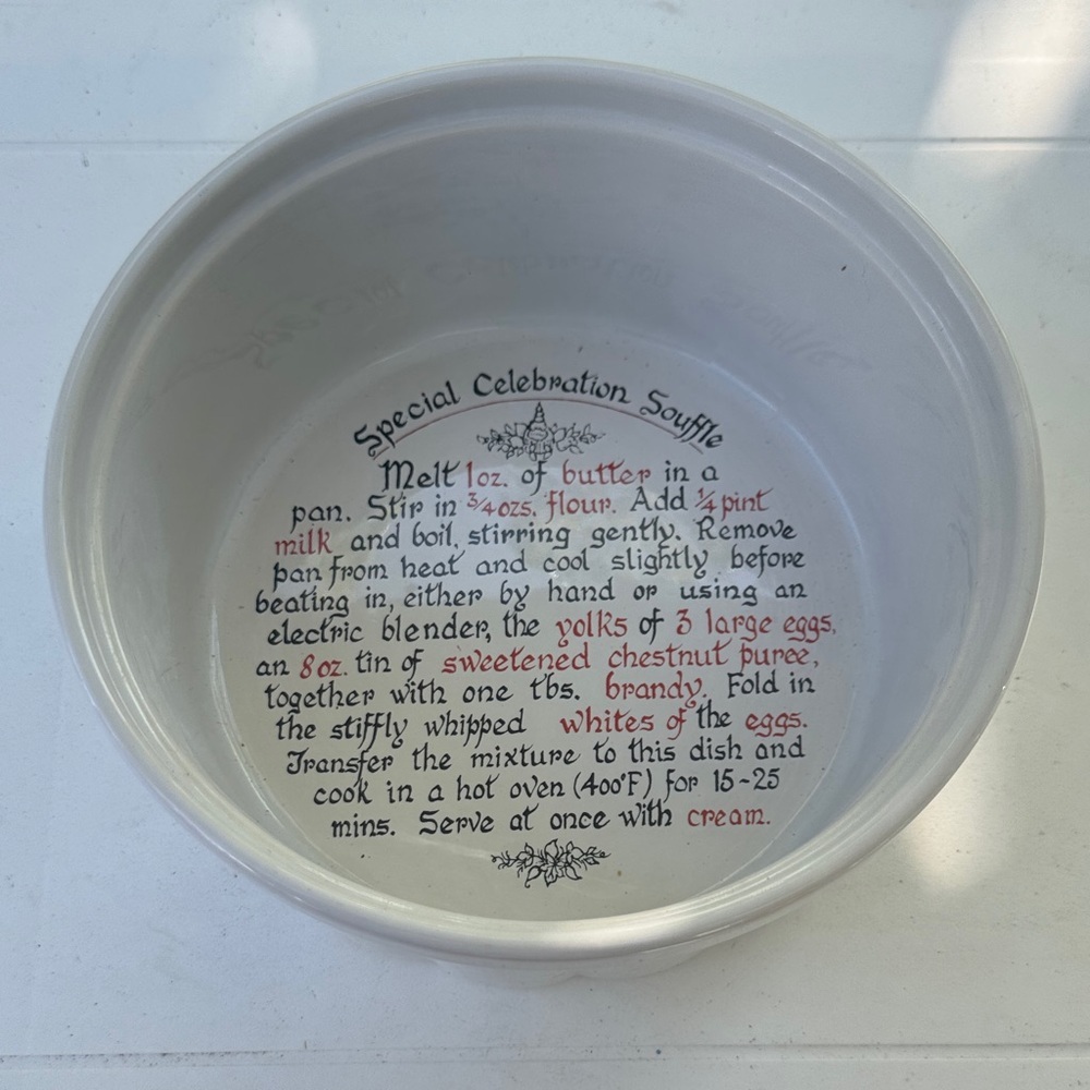 T G Green Vintage Souffle Special Celebrations Serving Dish/Bowl Gresley England